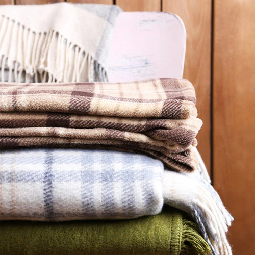 Aroma Cashmere Cedar